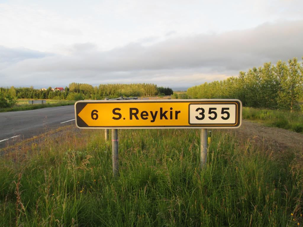 Arbakki Farmhouse Lodge Reykholt  Ruang foto